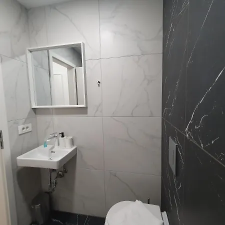 Chic Wendy In Centre Tour As Διαμέρισμα *